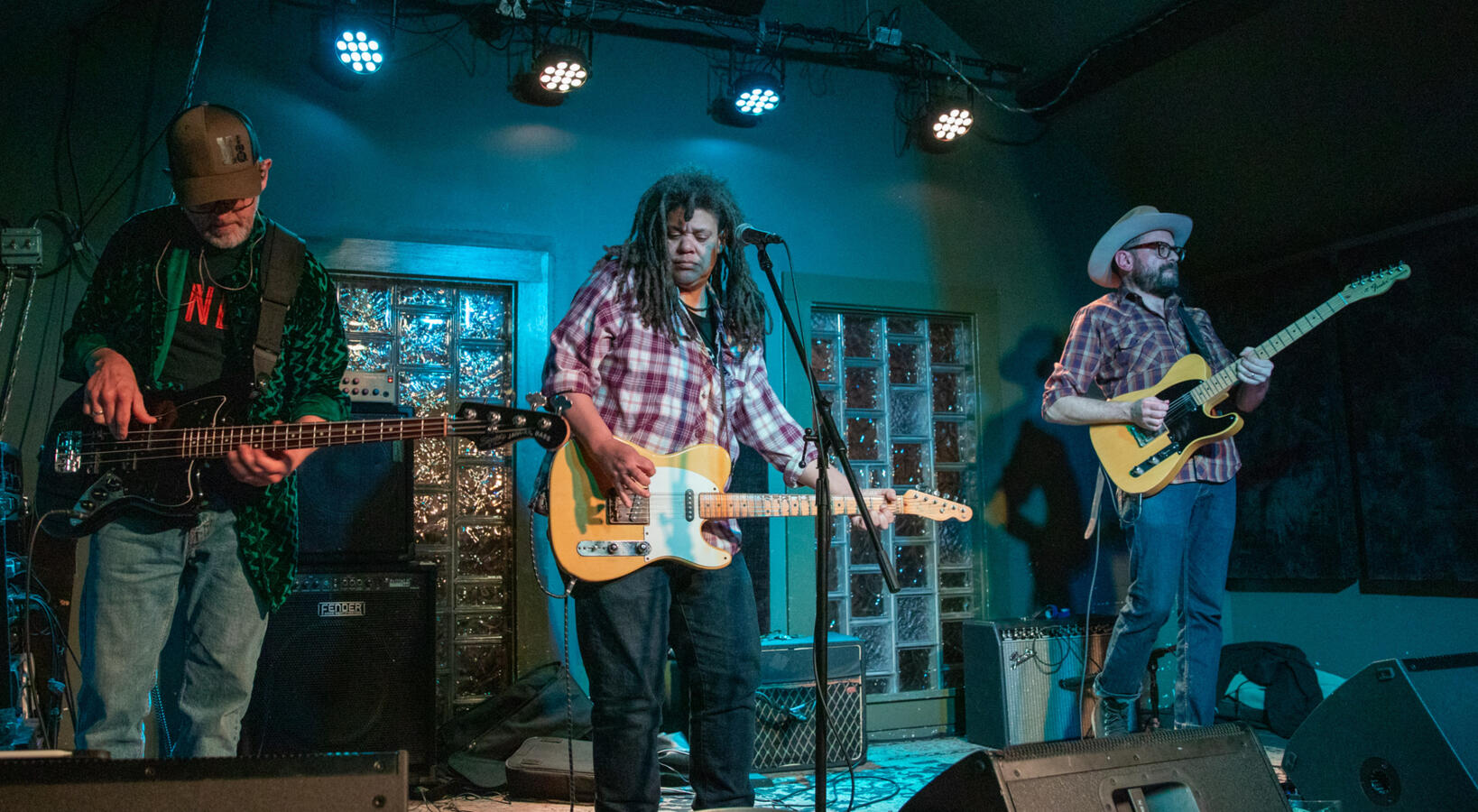Mary and Dan with Erik Lillestol on bass